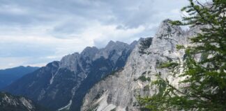 Jaka jest roznica między Hiking a trekking?