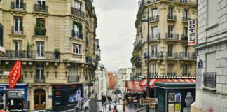 Kiedy można dać dziecku biszkopty?