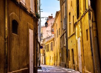 Gdzie można kupić piłkę lekarska?