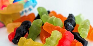 Jak dbać o dziąsła pod proteza?