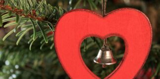 Co wyciąga ropę z zęba?