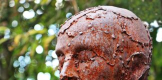 Czym się różni replika piłki od oryginału?