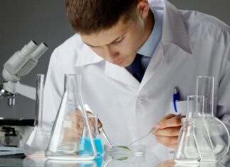 Rola terapii biologicznej w osiągnięciu remisji i poprawy jakości życia pacjentów Rola terapii biologicznej w osiągnięciu remisji i poprawy jakości życia pacjentów